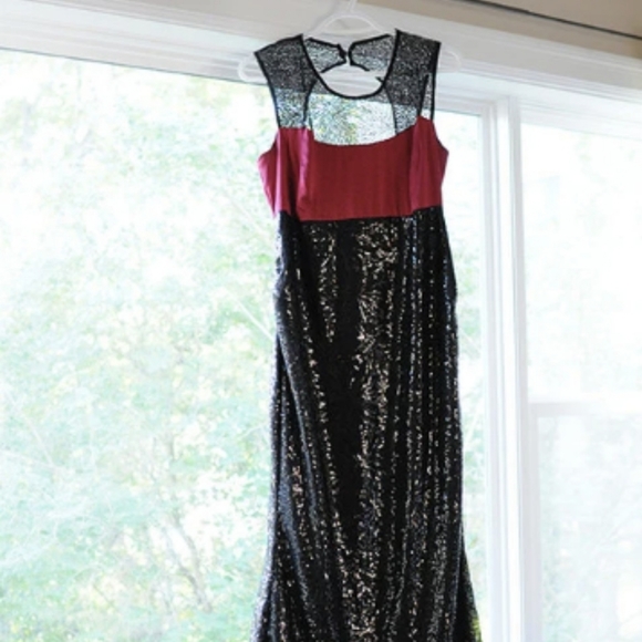 Maternity evening gown - Picture 4 of 5